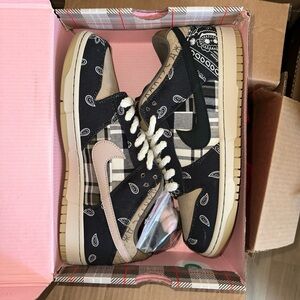 Travis Scott x Nike Dunk Low Premium SB Cactus Jack